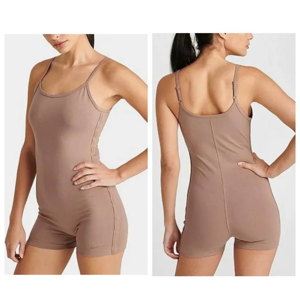 🏷️NWT Nike Sportswear Bodysuit In Desert Dust - Size Medium - Picture 1 of 15